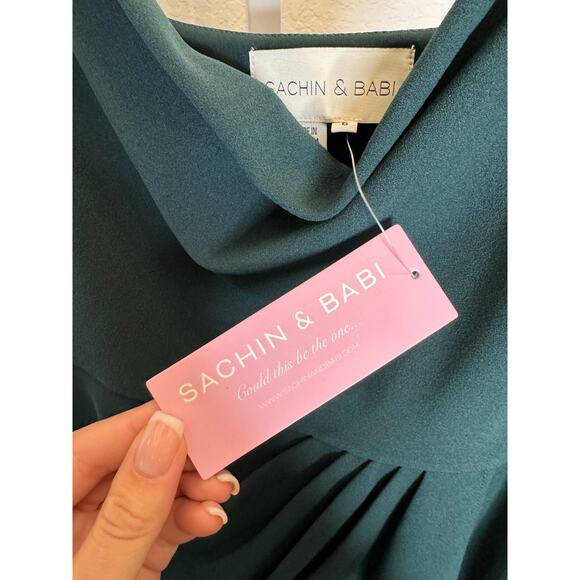 NWT Sachin & Babi Paulina Sleeveless Cowl Neck Bridesmaid Gown Emerald Women 16W - Picture 5 of 7